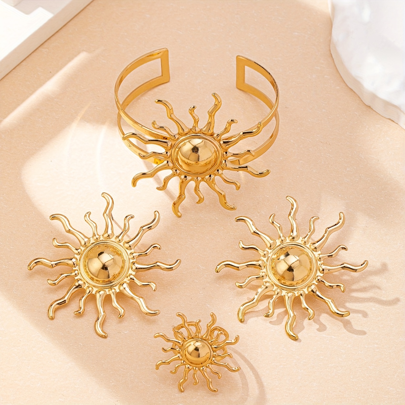 4pc Bohemian Style Golden Metal Sun Pendant Set